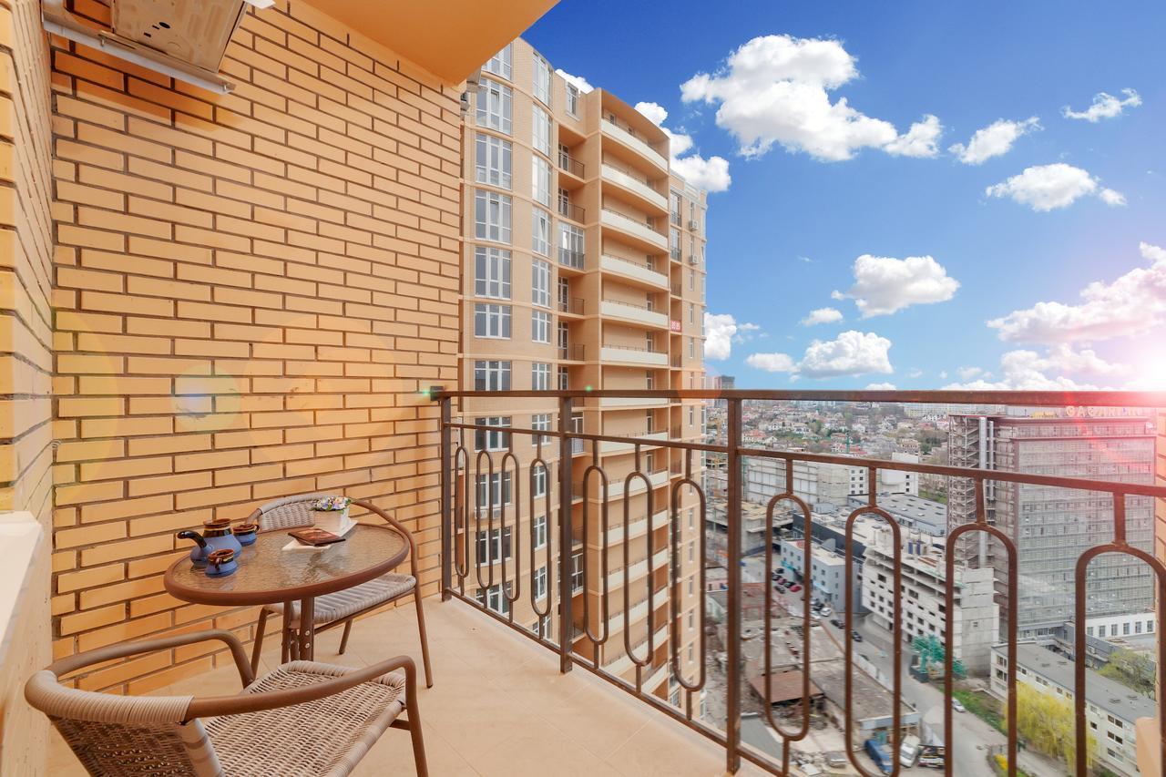 Family Apartments Aquamarine Of Arcadia Одесса Экстерьер фото